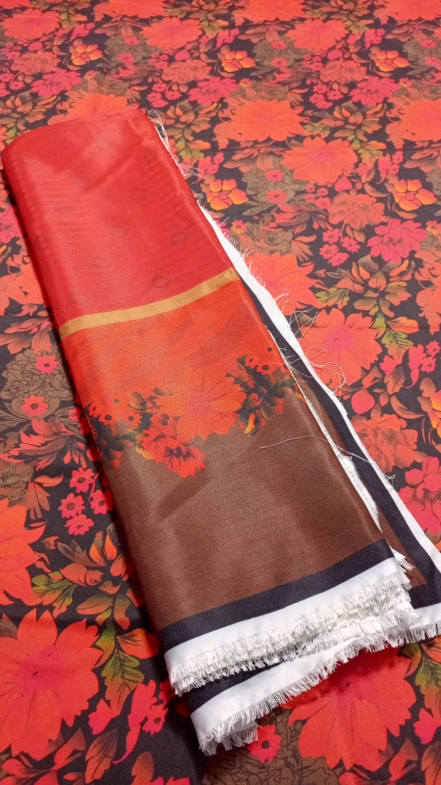 Baroque Prints 3-Piece Digital Print Viscose Suit with Printed Shawl.