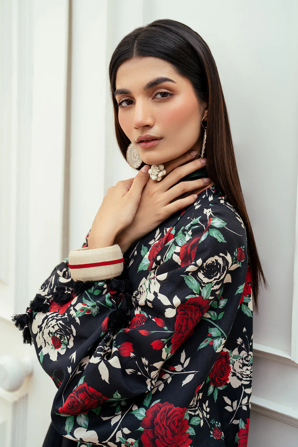 Baroque Prints 3-Piece Digital Print Viscose Suit with Printed Shawl.