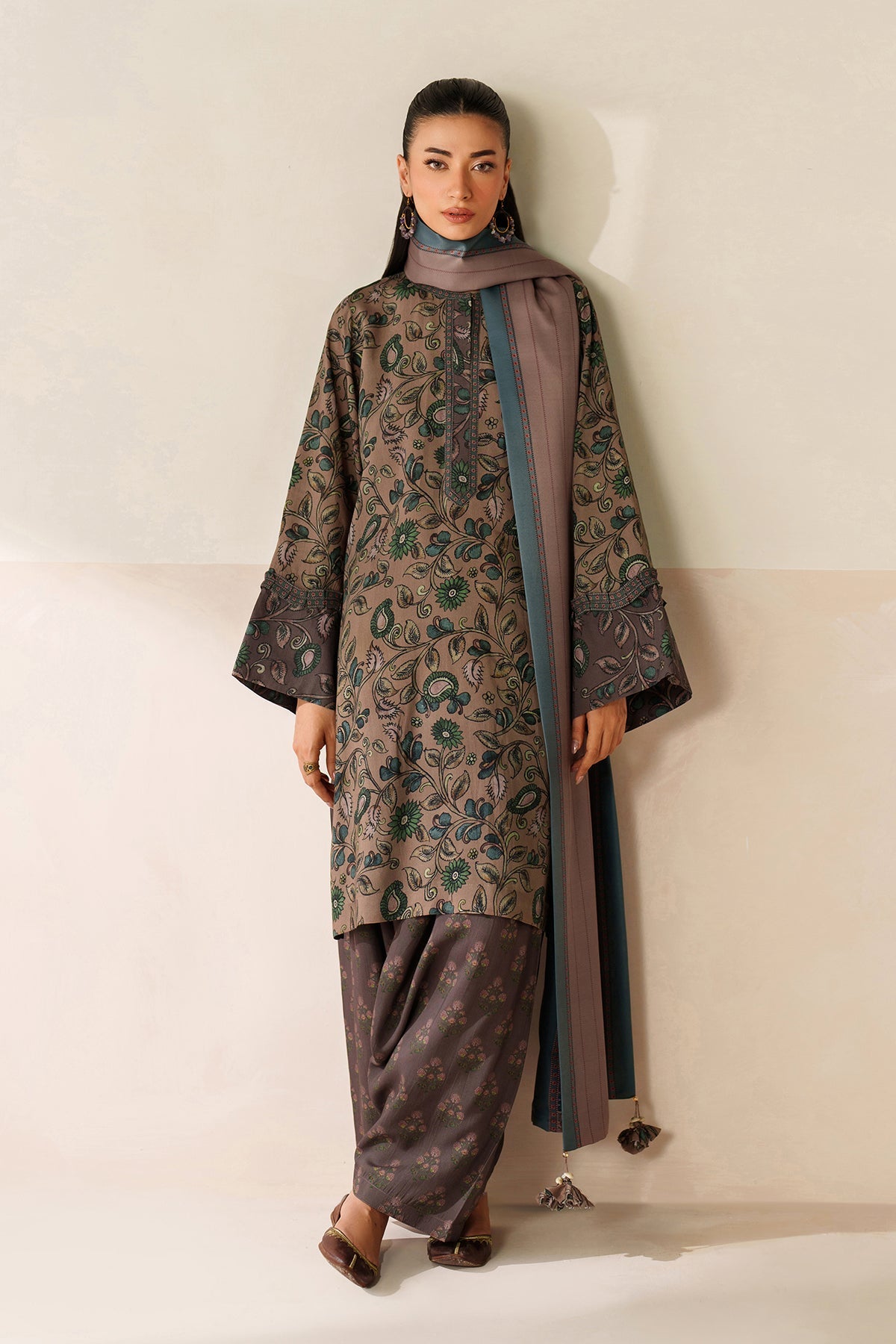 Baroque Prints 3-Piece Digital Print Viscose Suit with Printed Shawl.