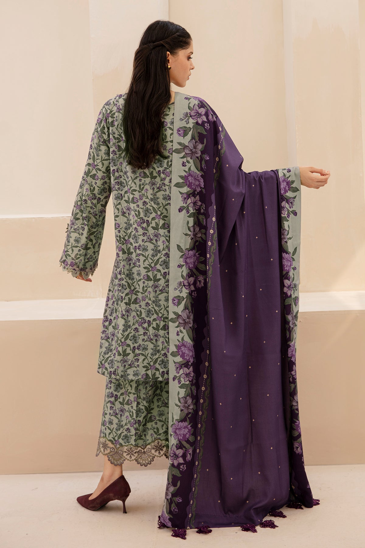 Baroque Prints 3-Piece Digital Print Viscose Suit with Printed Shawl.